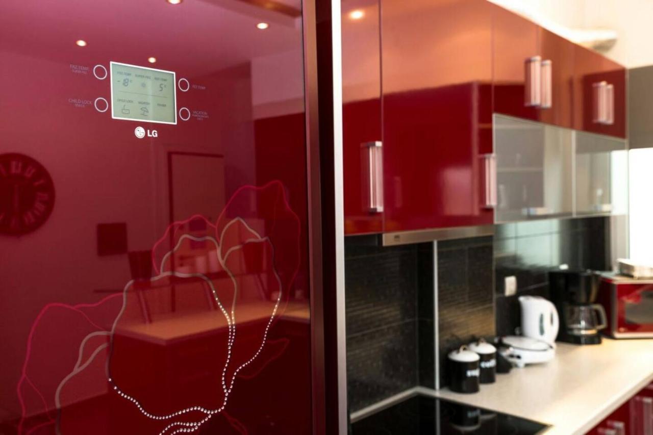 Renovated Flat With Acropolis View Apartamento Atenas Exterior foto