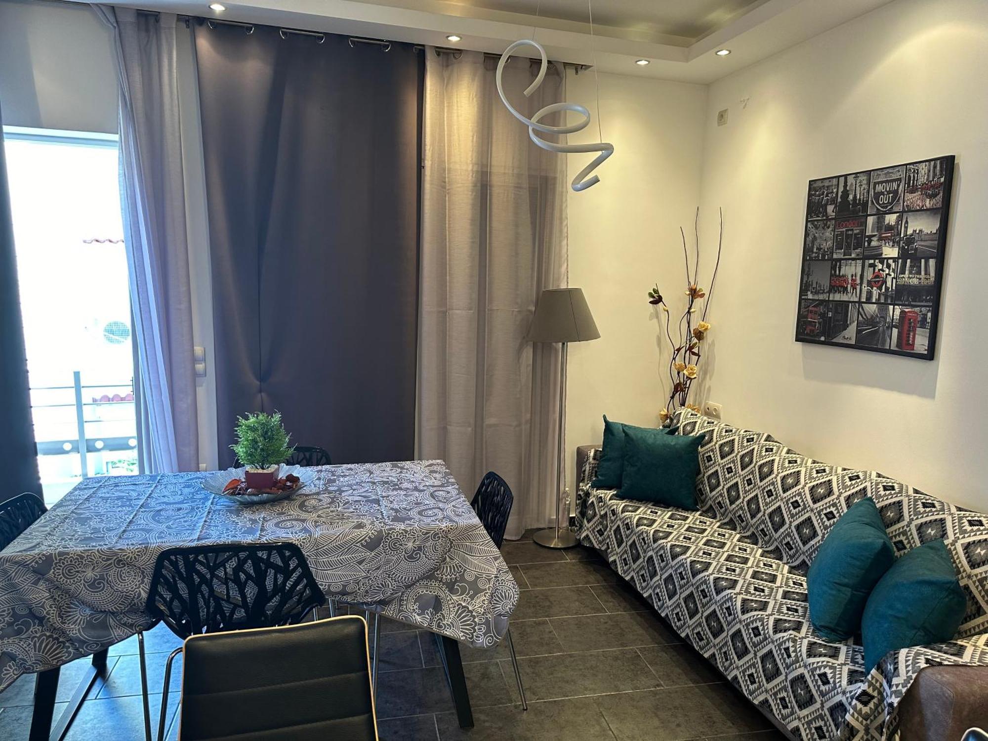 Renovated Flat With Acropolis View Apartamento Atenas Exterior foto
