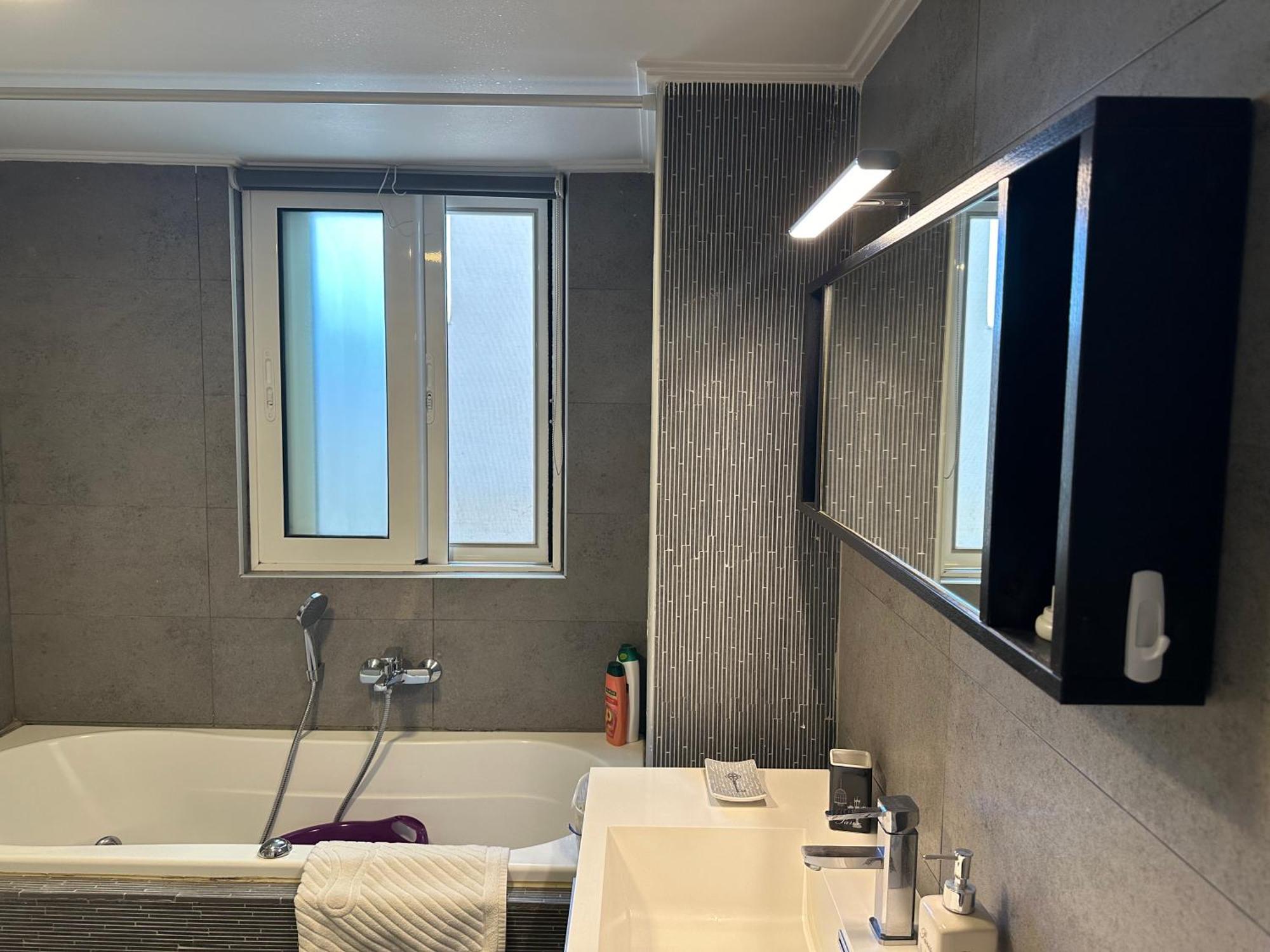 Renovated Flat With Acropolis View Apartamento Atenas Exterior foto
